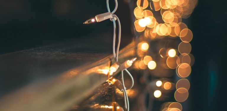 Troubleshooting Christmas Lights: Common Problems and Fixes - The