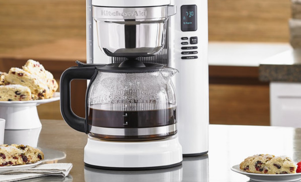 KitchenAid® 12 Cup Coffee Maker with One Touch Brewing, White (KCM1204WH) 