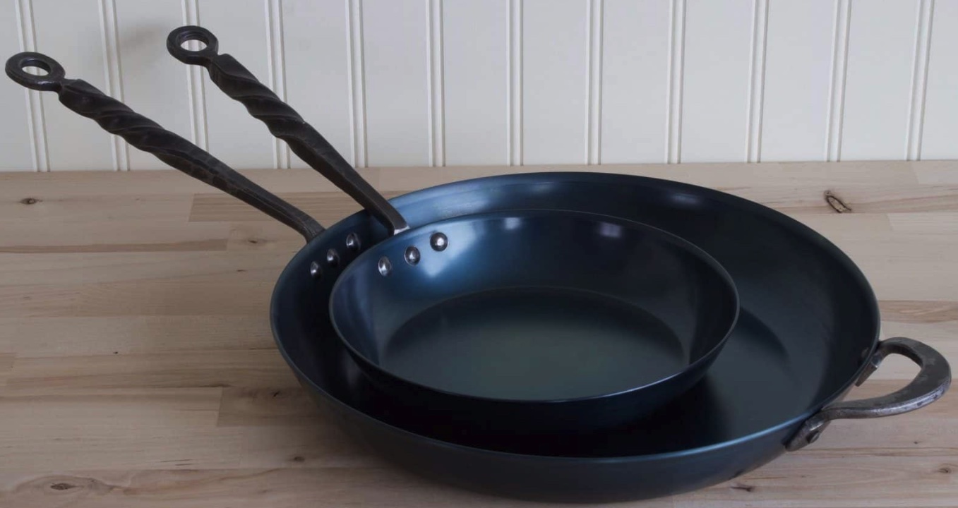 which pans do professional chefs use